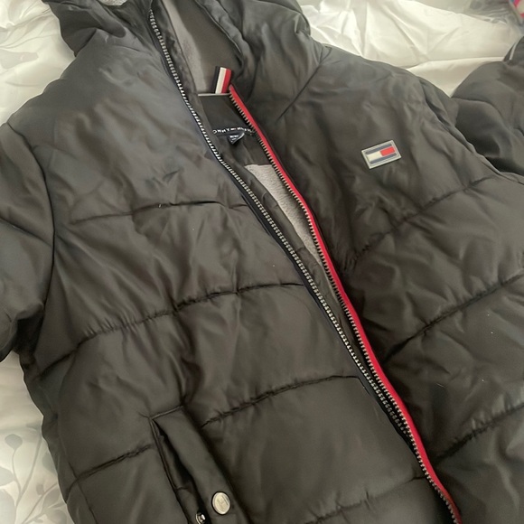 TOMMY HILFIGER JACKET - Picture 1 of 1